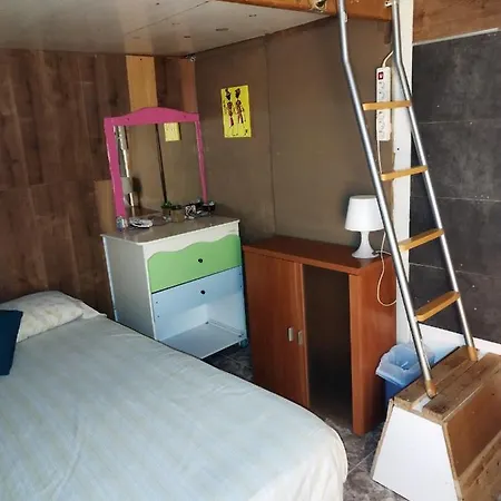 Barceloneta Eco-friendly Studio -private Bathroom- Luxury tent Barcelona